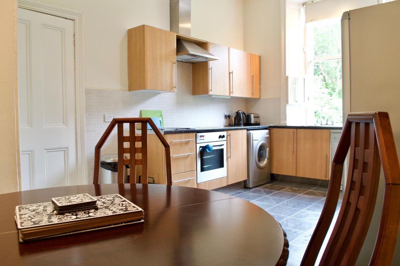 Beautiful Traditional 3 Bedroom In Appartement